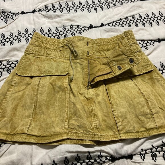 Free People Somewhere Anywhere Mini Skirt NWT Size M - Picture 3 of 4